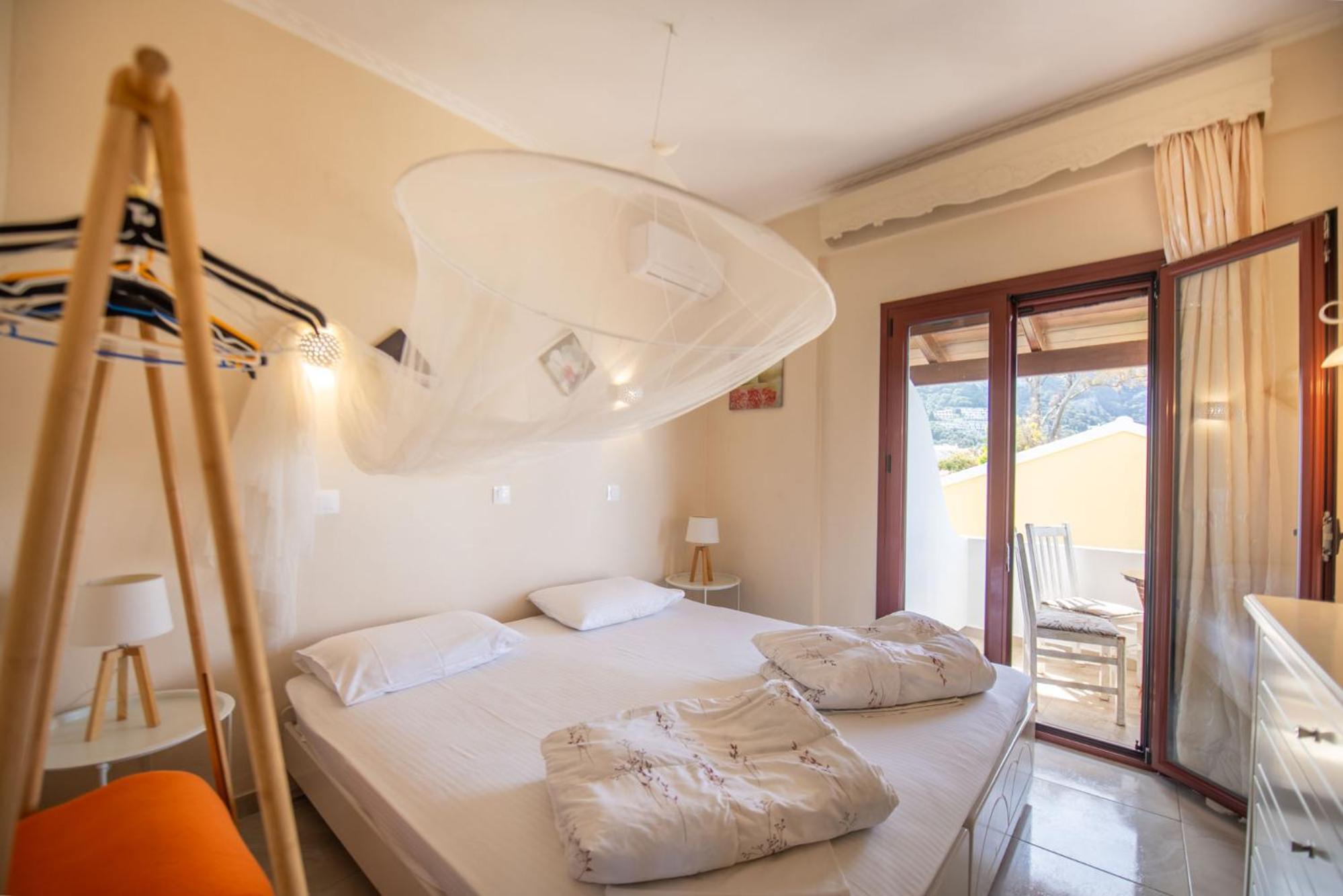 Louiza Apartment Agios Gordios (Corfu)